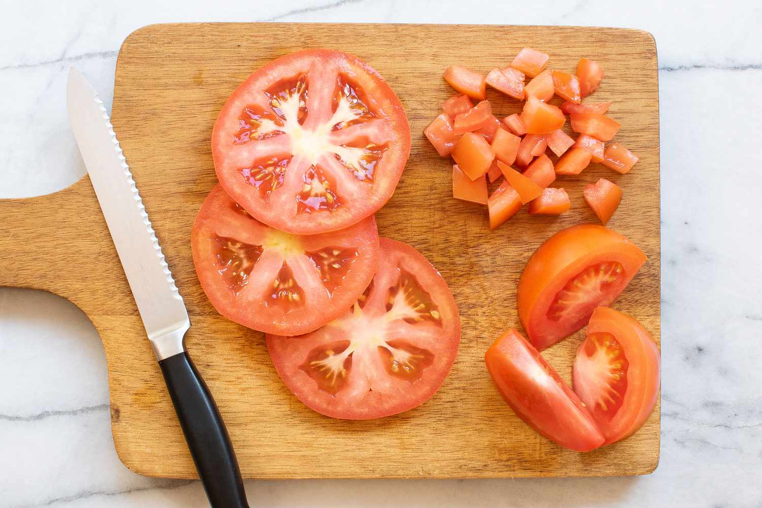 tout-how-to-cut-a-tomato-7b61280447574ec2ad4361e1ab21ba43